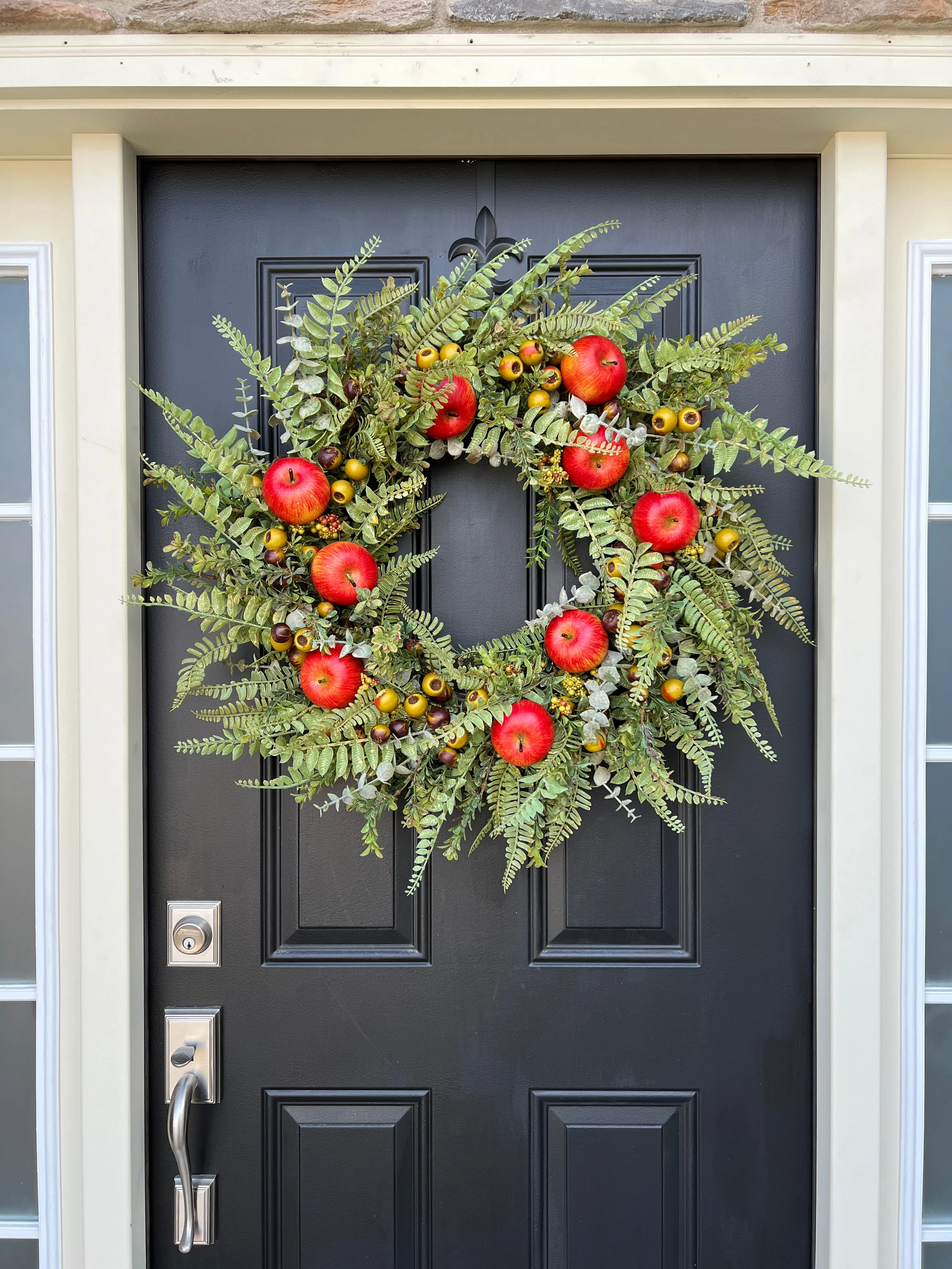 Autumn Honeycrisp Apple Wreath with Life-Size Fruit