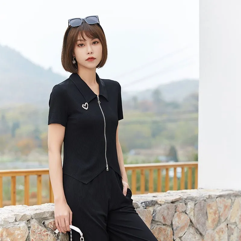 Black Knitted T-shirt With Zipper