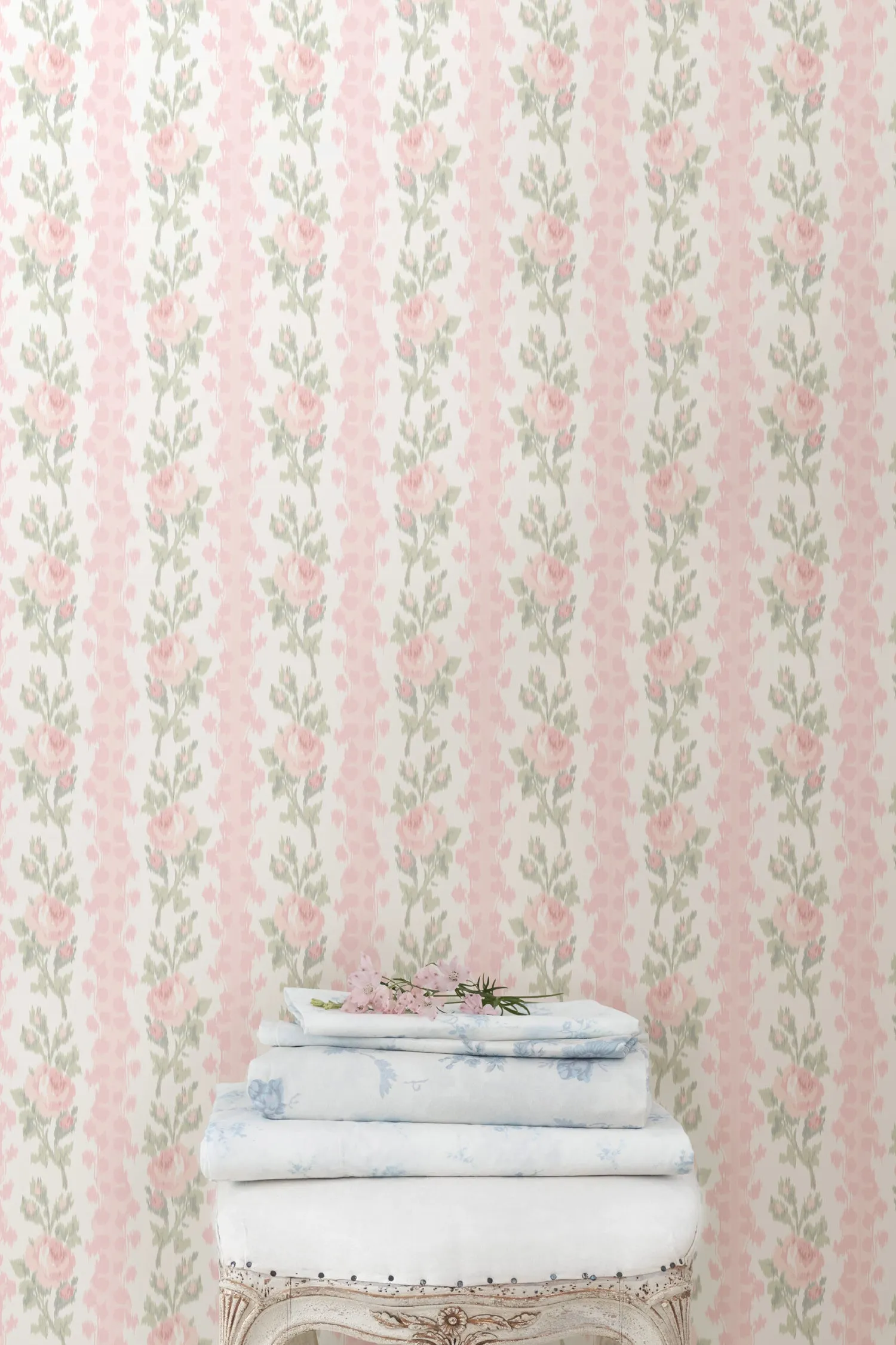 Blooming Heirloom Standard Wallpaper