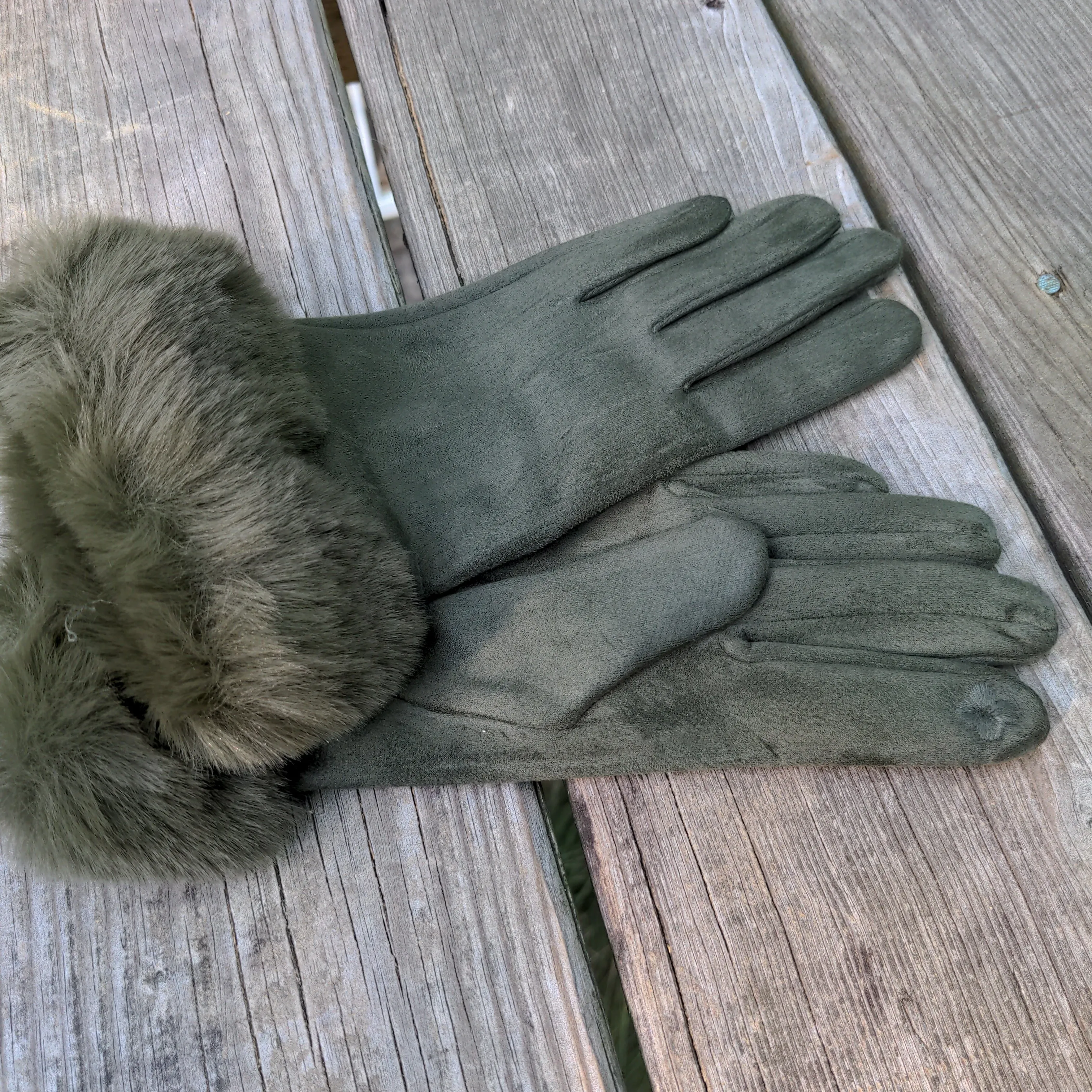 KINSLEY OLIVE GLOVE